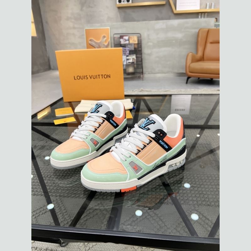 l**is V*t*n sneakers